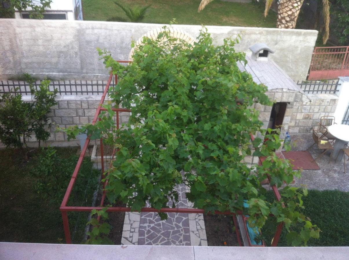 Apartments Avdic Sutomore Exterior photo